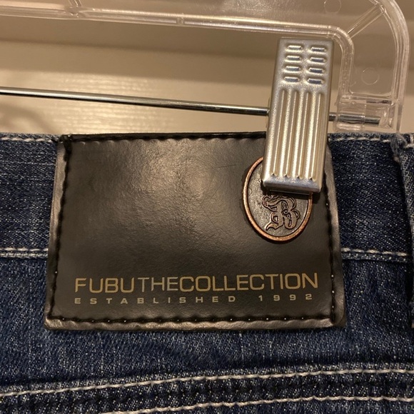 Y2K FUBU The Collection Wide Leg Jeans Unisex Size 18(29x31) - Picture 9 of 10